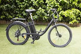 Le Vélo à Assistance Électrique : Révolution de la Mobilité Urbaine