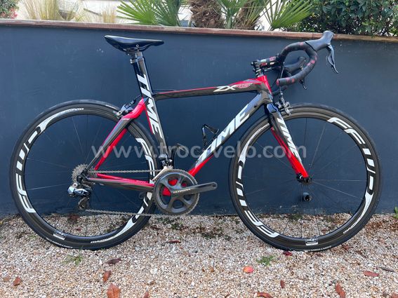 Exploration du Monde à Deux Roues avec Time Vélo